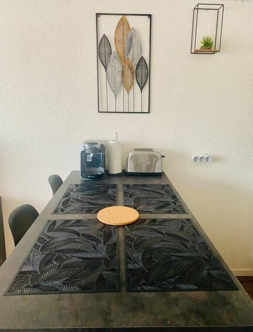 Studio Entre Mer Et Dunes Avec Balcon Vue Laterale Mer 50M Plage Pour 3 Pers Wifi Menage Compris Fort-Mahon-Plage Eksteriør billede